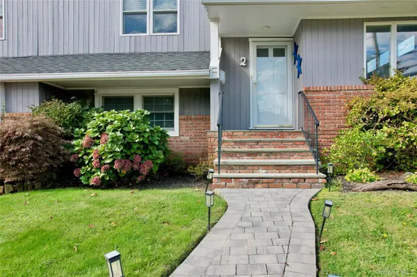2 Biarritz ST, Long Beach, NY 11561