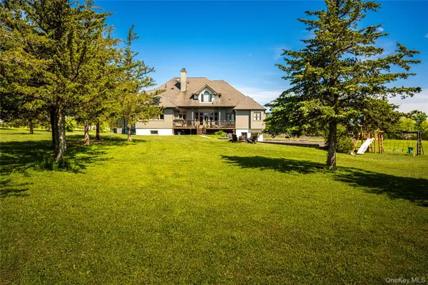 110 Hillside AVE, Wingdale, NY 12594