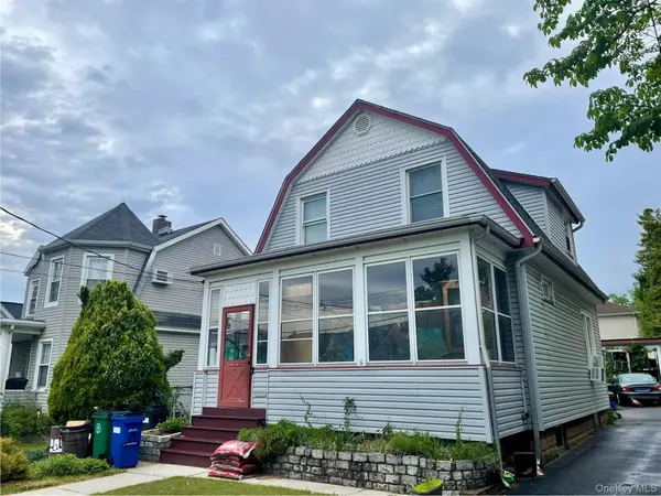 141 Fisher AVE, Staten Island, NY 10307