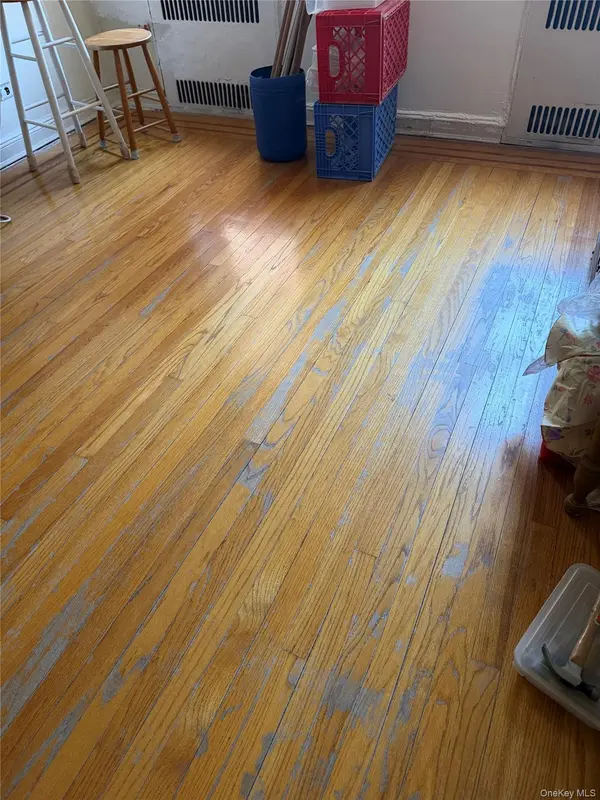 76-12 35th AVE #5k, Jackson Heights, NY 11372