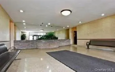 355 Bronx River RD #6I, Yonkers, NY 10704