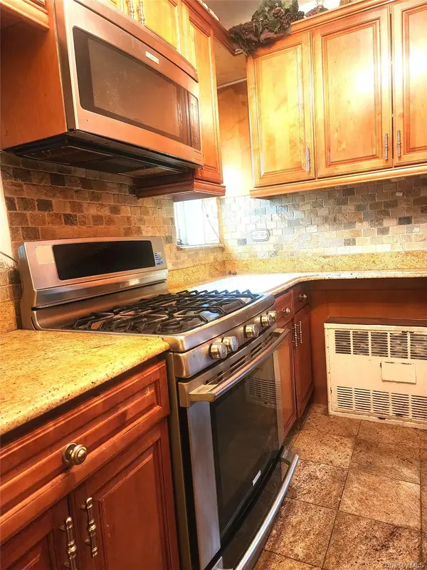 400 Cozine AVE ##1C, Brooklyn, NY 11207