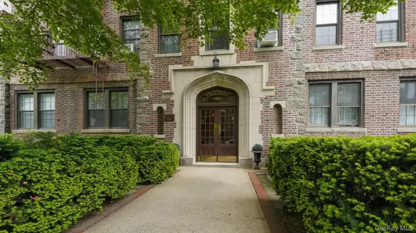 100 Parkway RD #5D, Bronxville, NY 10708