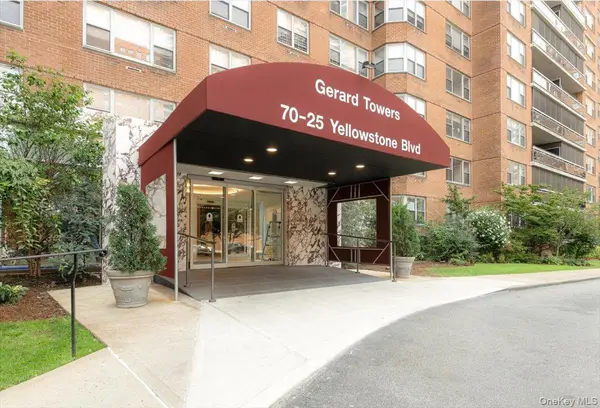 70-25 Yellowstone BLVD #24N, Forest Hills, NY 11375