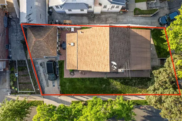 3718 FRANCIS LEWIS BLVD, Flushing, NY 11361