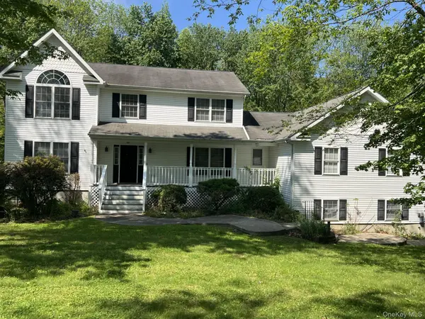 63 Station RD, Salisbury Mills, NY 12577