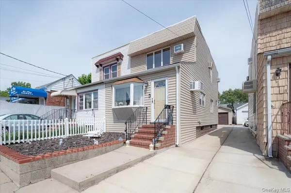 19815 33rd AVE, Flushing, NY 11358