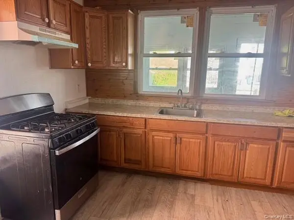 14 Smith ST, Middletown, NY 10940