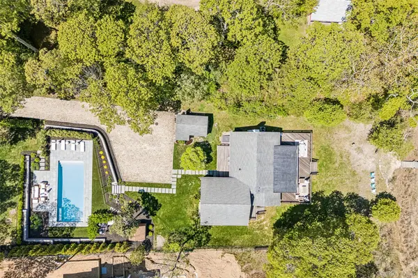 580 Broadwaters RD, Cutchogue, NY 11935