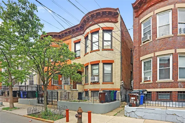 19 Kiely PL, Brooklyn, NY 11208
