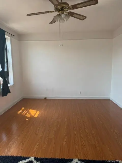 167-10 Crocheron AVE #4D, Flushing, NY 11358