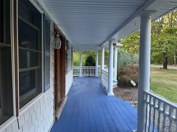 1799 Wading River Manor RD, Wading River, NY 11792