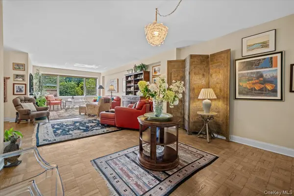 750 Kappock ST #305, Bronx, NY 10463
