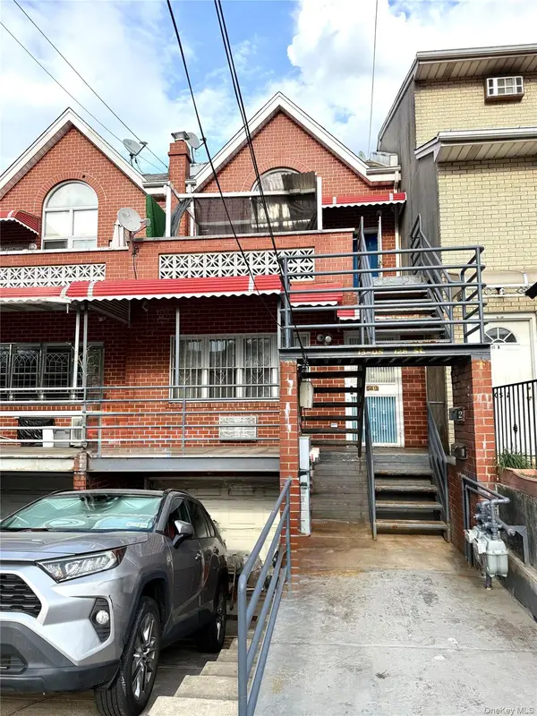 13-05 128th ST, College Point, NY 11356