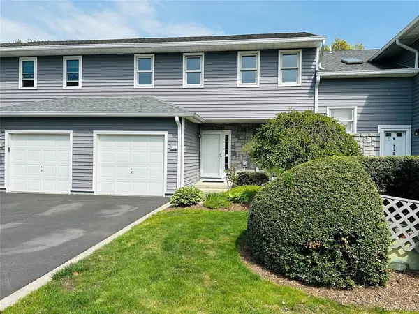 113 Alicia DR, North Babylon, NY 11703