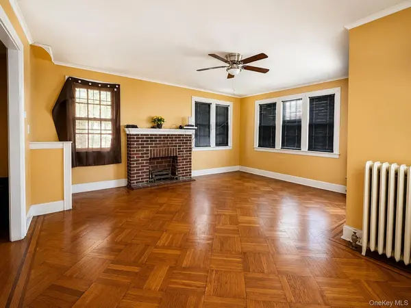 89-46 210th ST, Queens Village, NY 11427