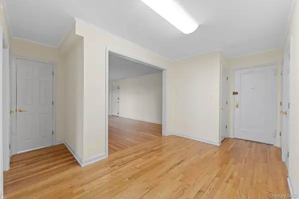 3751 86th ST #4H, Jackson Heights, NY 11372