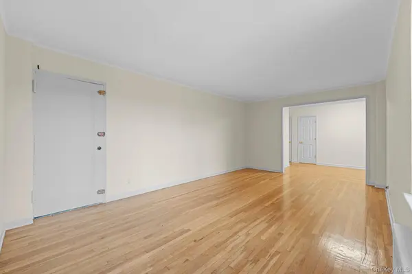 3751 86th ST #4H, Jackson Heights, NY 11372