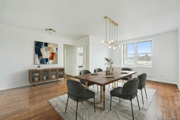 63-45 Saunders ST #6H, Rego Park, NY 11374