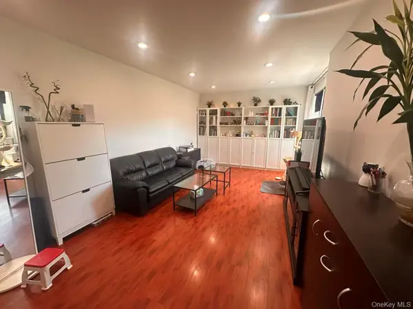139-15 28 RD #6G, Flushing, NY 11354