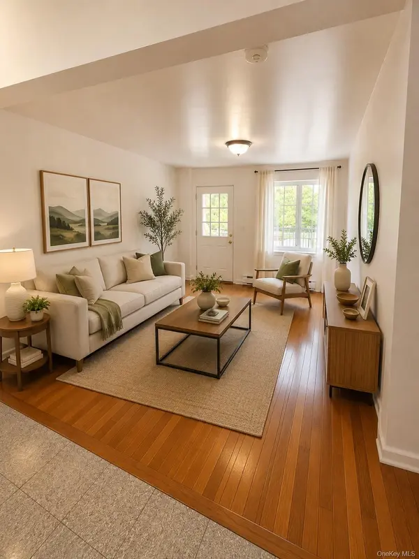 35-06 Leavitt ST #4F, Flushing, NY 11354