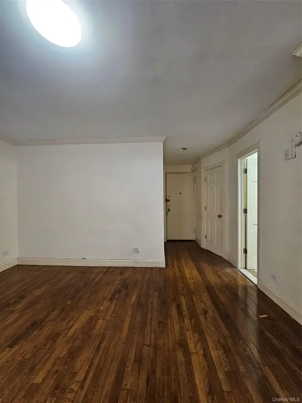 140 35 Beech Ave #4H, Flushing, NY 11355