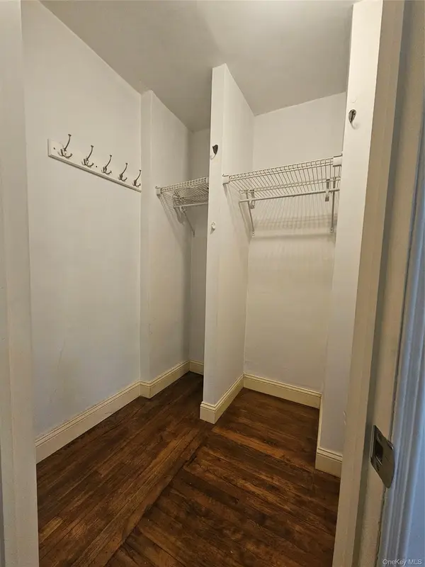 140 35 Beech Ave #4H, Flushing, NY 11355