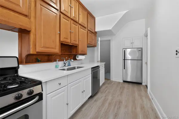 34-39 75th ST, Jackson Heights, NY 11372