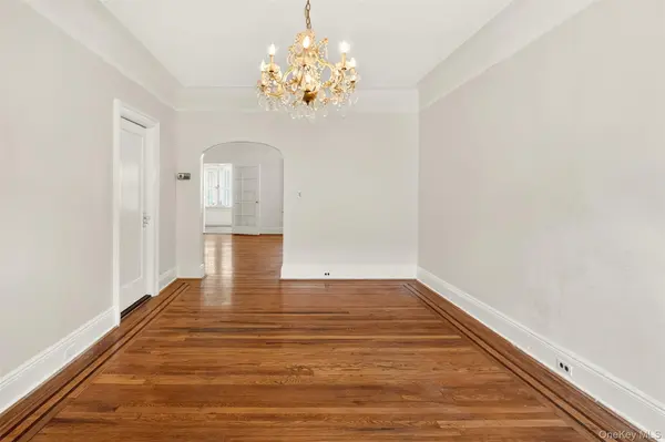 34-39 75th ST, Jackson Heights, NY 11372