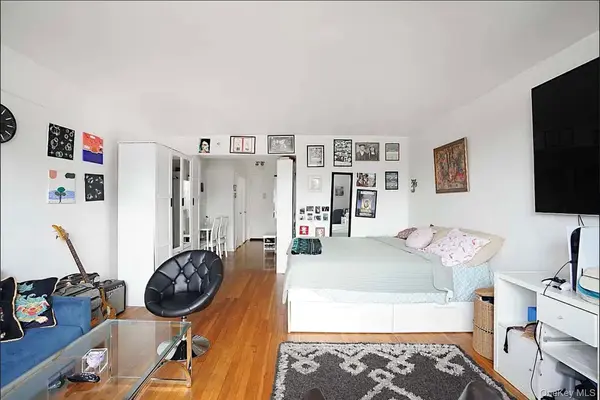 150 Hawthorne ST #5K, Brooklyn, NY 11225
