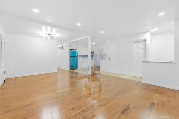 442 Beach 68th ST, Arverne, NY 11692