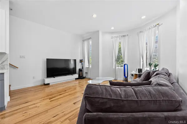 203 E Prospect AVE, Mount Vernon, NY 10550