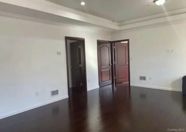 40-49 189th ST, Flushing, NY 11358