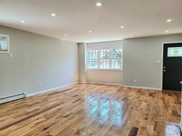 14514 226th ST, Springfield Gardens, NY 11413