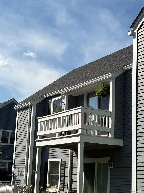 600 Commons WAY #E, Fishkill, NY 12524