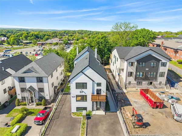 37 Ewing AVE #202, Spring Valley, NY 10977