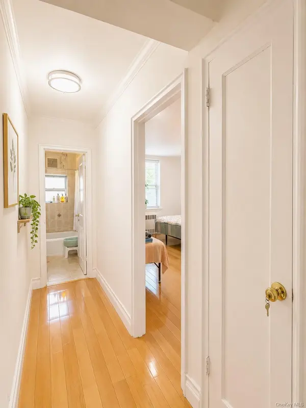 14444 41 AVE #4S, Flushing, NY 11354