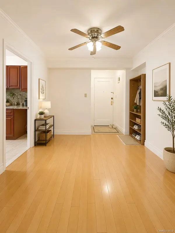14444 41 AVE #4S, Flushing, NY 11354