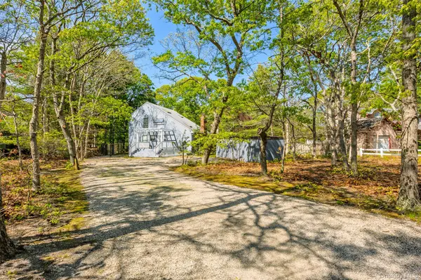 37 Blue Jay WAY, East Hampton, NY 11937