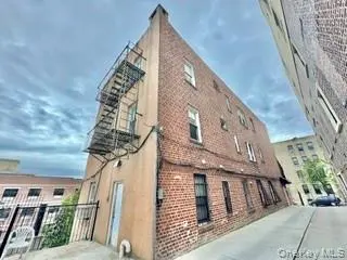 365 E 197th ST, Bronx, NY 10458