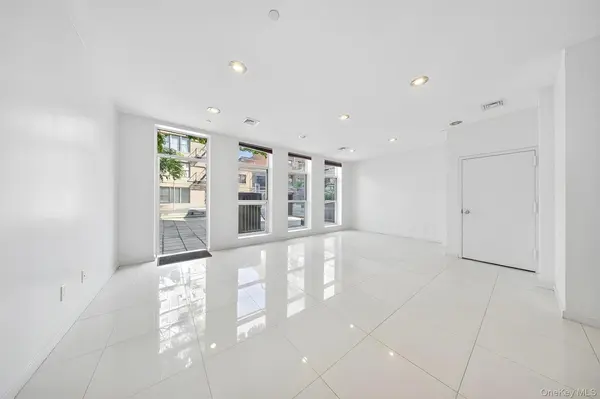 82-20 Britton AVE, Elmhurst, NY 11373