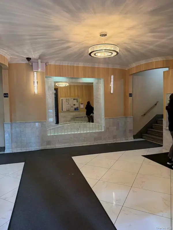 84-19 51st AVE #4C, Elmhurst, NY 11373