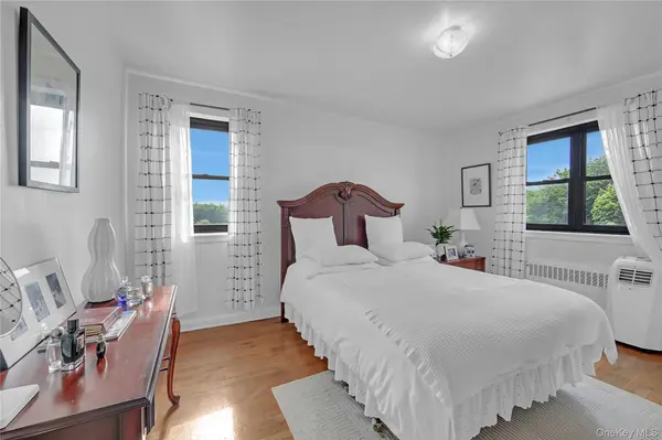 2821 Kings HWY #5L, Brooklyn, NY 11229