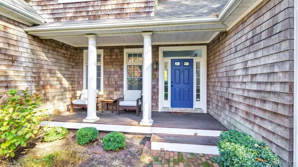 38 Bridle PATH, Westhampton Beach, NY 11978