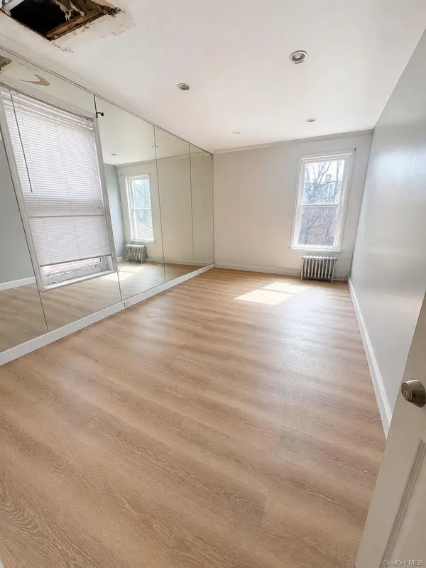 2536 Davidson AVE, Bronx, NY 10468