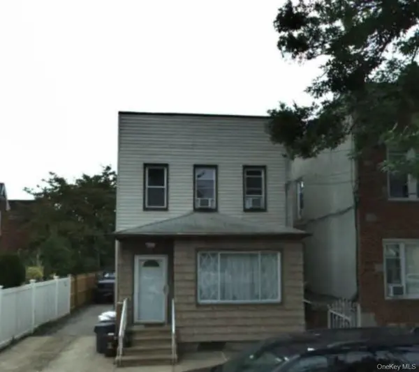 7028 73rd ST, Glendale, NY 11385
