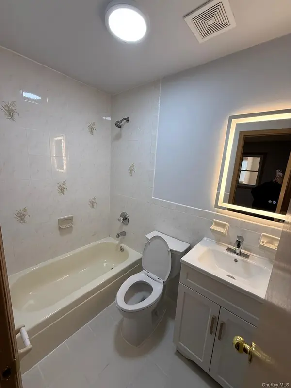 12408 94th AVE, Richmond Hill, NY 11419