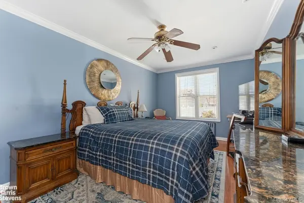 1910 150th ST, Whitestone, NY 11357