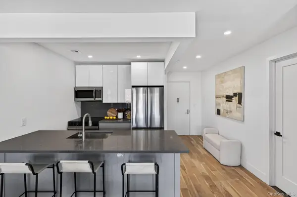 31-65 14th ST #3F, Astoria, NY 11106