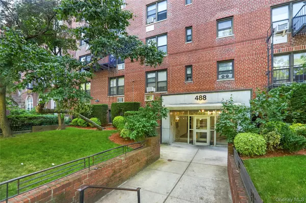 488 Ocean Pkwy #3B, Brooklyn, NY 11218